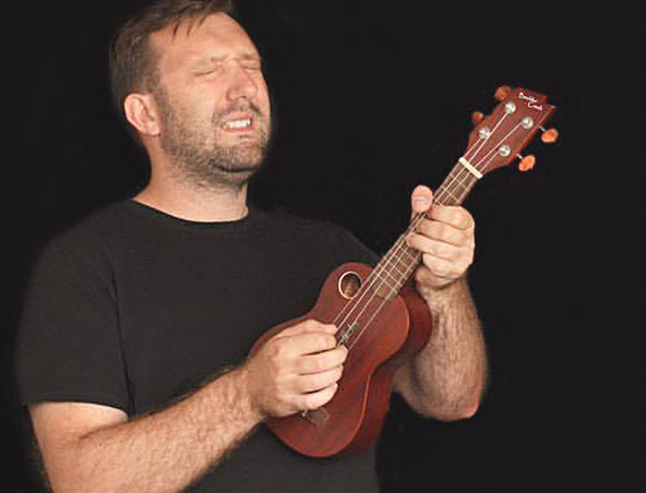 Brisbane Acoustic Singer Brad