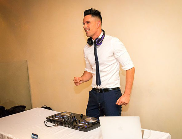 Melbourne Wedding DJ - Pete