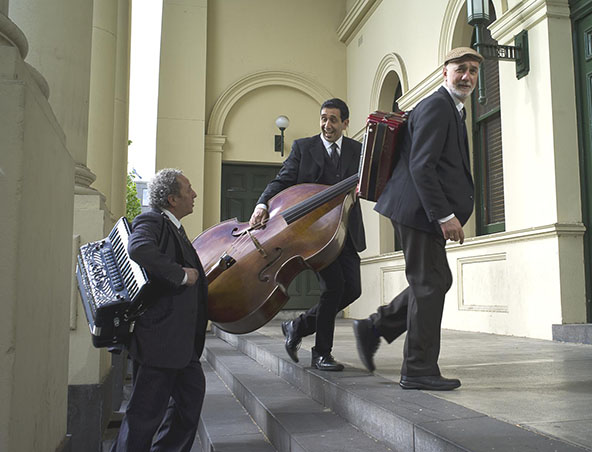 Melbourne Italian Band - Music Trio - Entertainers Musicians